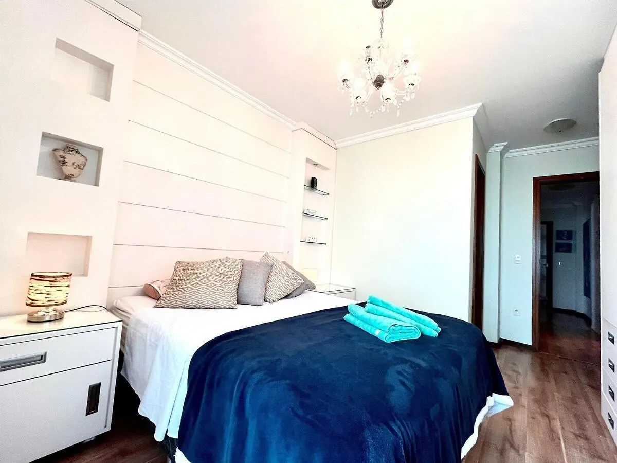 Curta!|196| Ape Marine 3 Q | Vista Para Praia Central Balneário Camboriú Apartamento